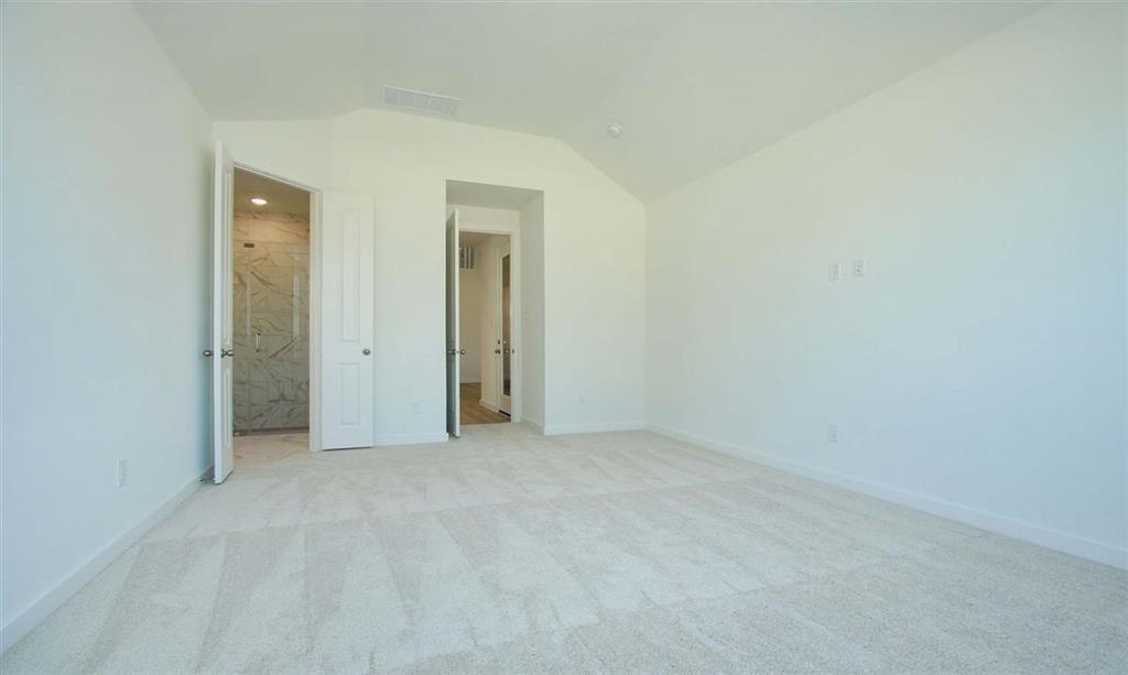 306 2 Highland Bayou Drive, Conroe, Texas 77304, 3 Bedrooms Bedrooms, 7 Rooms Rooms,2 BathroomsBathrooms,Single-family,For Sale,Highland Bayou,71151926