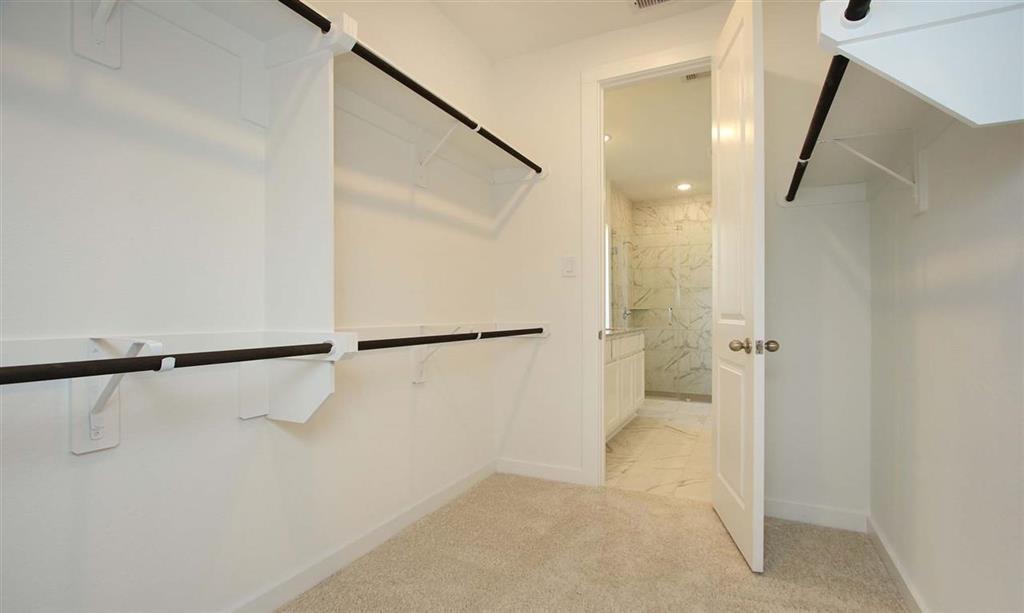 306 2 Highland Bayou Drive, Conroe, Texas 77304, 3 Bedrooms Bedrooms, 7 Rooms Rooms,2 BathroomsBathrooms,Single-family,For Sale,Highland Bayou,71151926