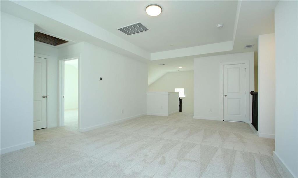 306 2 Highland Bayou Drive, Conroe, Texas 77304, 3 Bedrooms Bedrooms, 7 Rooms Rooms,2 BathroomsBathrooms,Single-family,For Sale,Highland Bayou,71151926