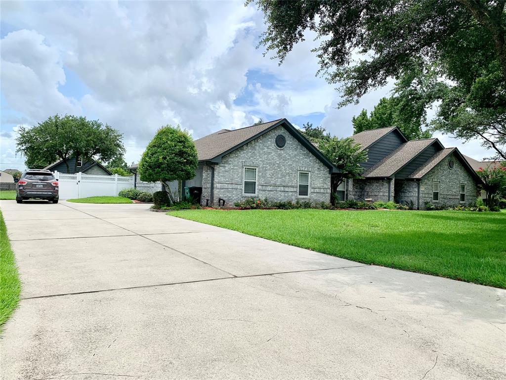 La Marque, TX 77568,607 Westwood CIR