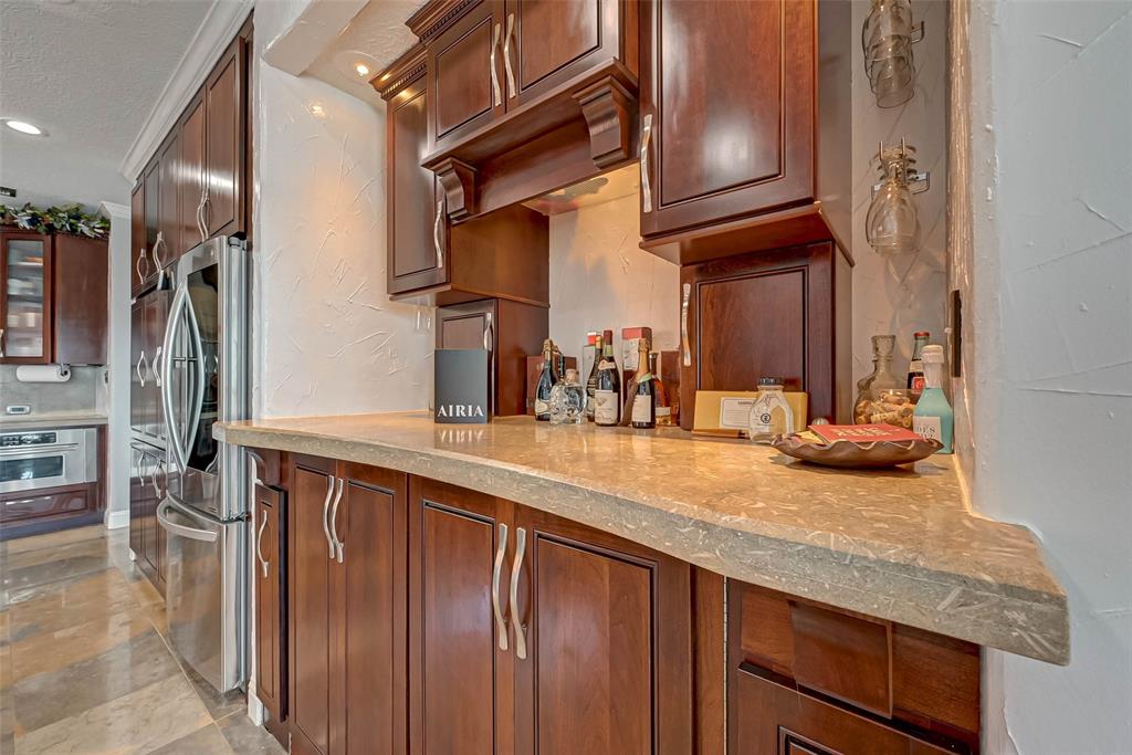 20218 2 Atascocita Lake Drive, Houston, Texas 77346, 2 Bedrooms Bedrooms, 10 Rooms Rooms,2 BathroomsBathrooms,Single-family,For Sale,Atascocita Lake,89922010