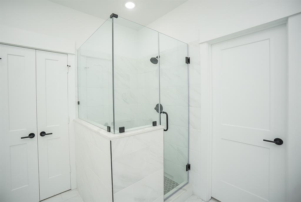 1845 3 Flowing Springs Trail, Spring Branch, Texas 77080, 3 Bedrooms Bedrooms, 7 Rooms Rooms,3 BathroomsBathrooms,Single-family,For Sale,Flowing Springs Trail,73431263