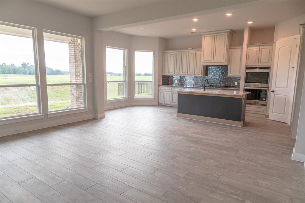 216 2 Waterstone Drive, Montgomery, Texas 77356, 5 Bedrooms Bedrooms, 9 Rooms Rooms,3 BathroomsBathrooms,Single-family,For Sale,Waterstone,81190530