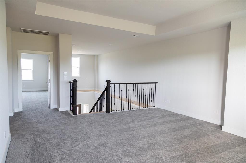 216 2 Waterstone Drive, Montgomery, Texas 77356, 5 Bedrooms Bedrooms, 9 Rooms Rooms,3 BathroomsBathrooms,Single-family,For Sale,Waterstone,81190530