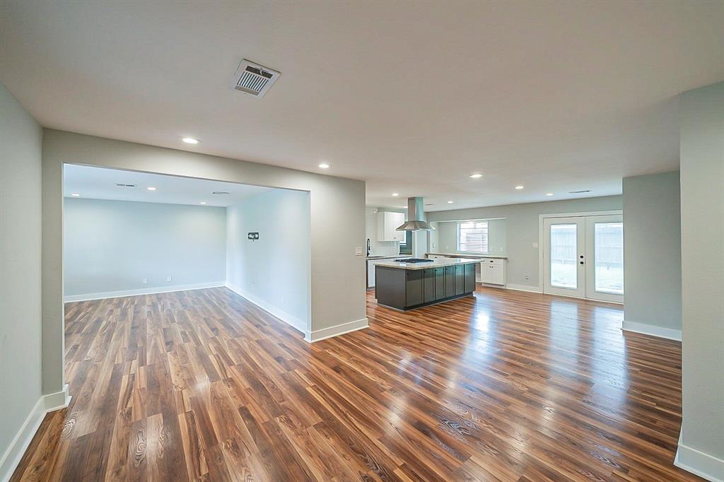 5706 1 Viking Drive, Houston, Texas 77092, 3 Bedrooms Bedrooms, 3 Rooms Rooms,2 BathroomsBathrooms,Single-family,For Sale,Viking,80533239