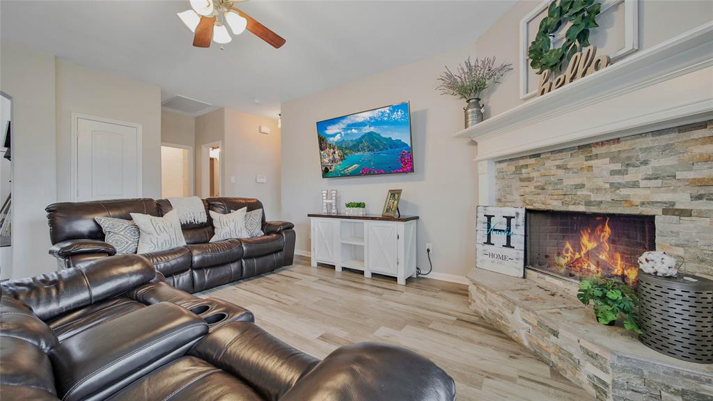 12736 Lake Conroe Hills Drive