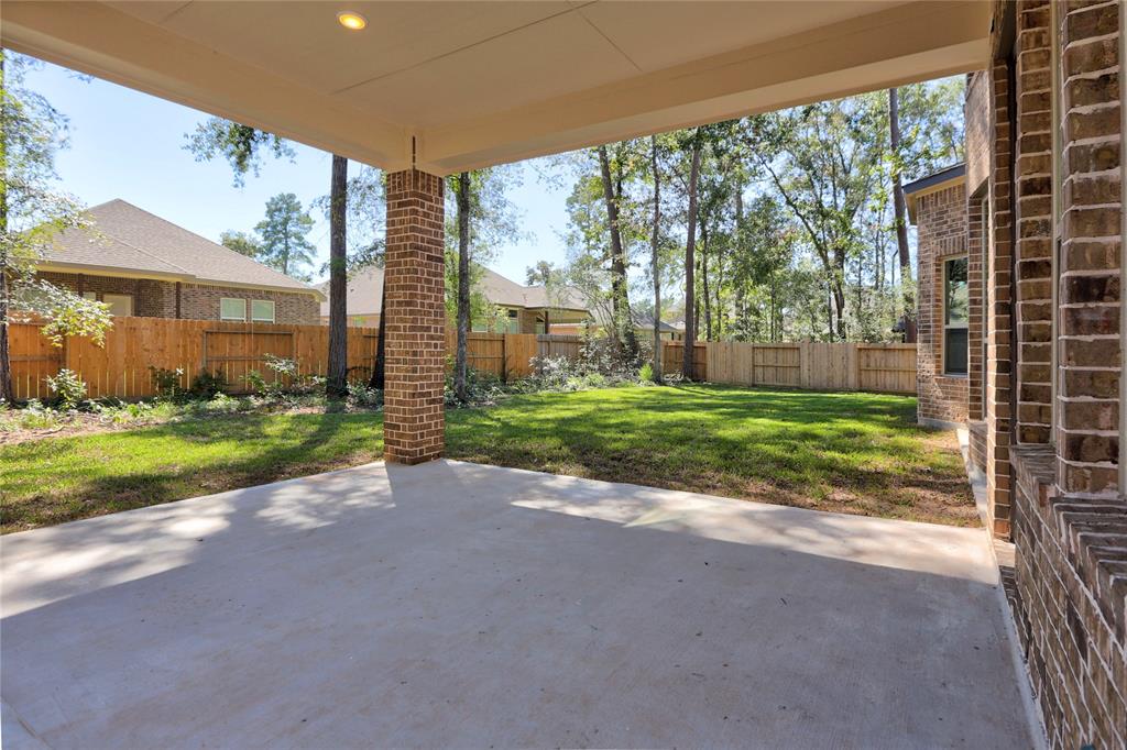 347 2 Calmato Woods Way, Willis, Texas 77318, 5 Bedrooms Bedrooms, 17 Rooms Rooms,4 BathroomsBathrooms,Single-family,For Sale,Calmato Woods,8280385