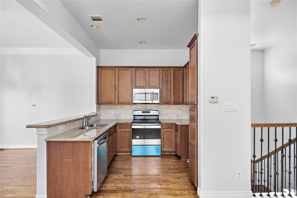 2728 2 Sherwin Street, Houston, Texas 77007, 3 Bedrooms Bedrooms, 3 Rooms Rooms,3 BathroomsBathrooms,Single-family,For Sale,Sherwin,81568253
