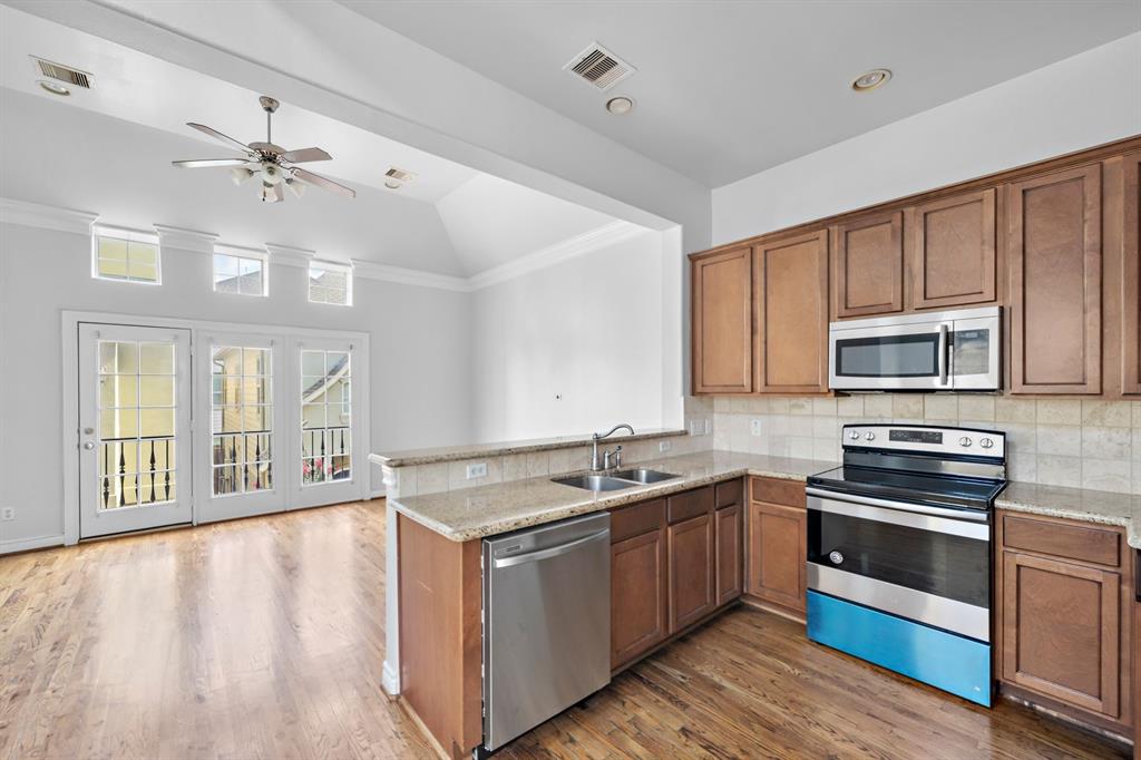 2728 2 Sherwin Street, Houston, Texas 77007, 3 Bedrooms Bedrooms, 3 Rooms Rooms,3 BathroomsBathrooms,Single-family,For Sale,Sherwin,81568253