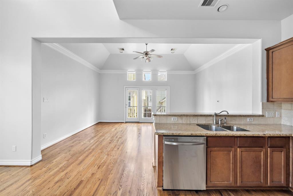 2728 2 Sherwin Street, Houston, Texas 77007, 3 Bedrooms Bedrooms, 3 Rooms Rooms,3 BathroomsBathrooms,Single-family,For Sale,Sherwin,81568253