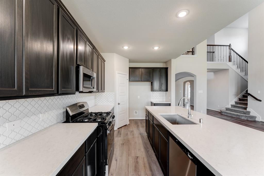 1605 2 Diamond Mountain Drive, Iowa Colony, Texas 77583, 4 Bedrooms Bedrooms, 12 Rooms Rooms,3 BathroomsBathrooms,Single-family,For Sale,Diamond Mountain,63650094