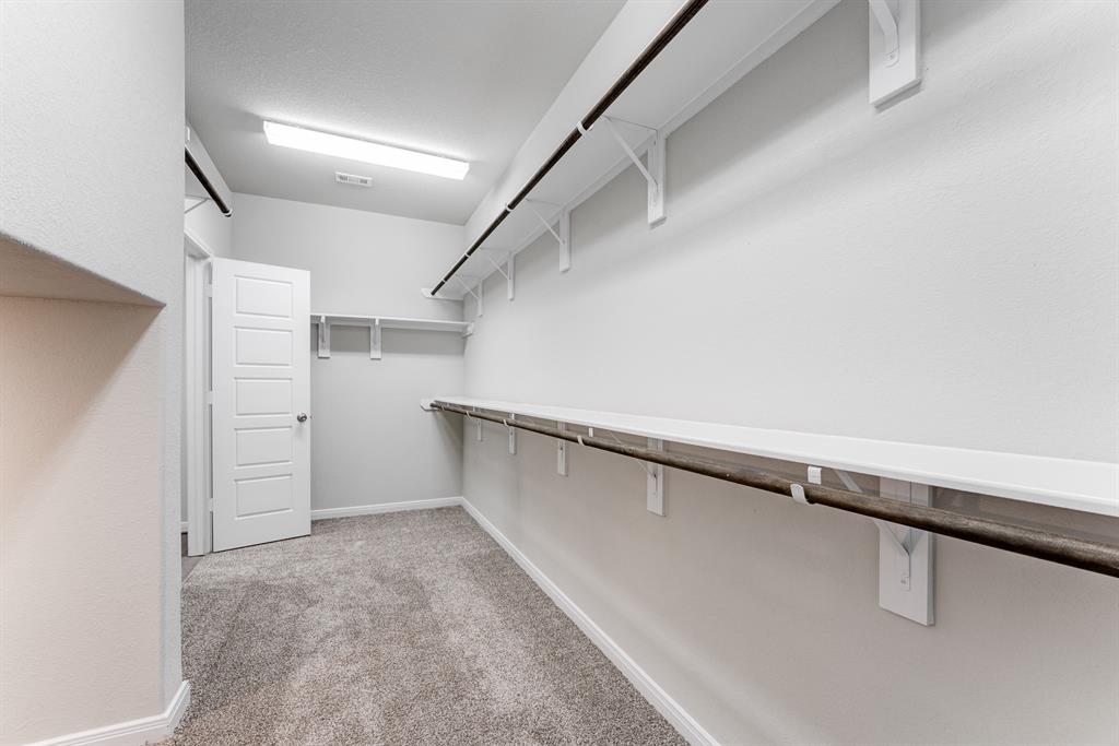 1605 2 Diamond Mountain Drive, Iowa Colony, Texas 77583, 4 Bedrooms Bedrooms, 12 Rooms Rooms,3 BathroomsBathrooms,Single-family,For Sale,Diamond Mountain,63650094