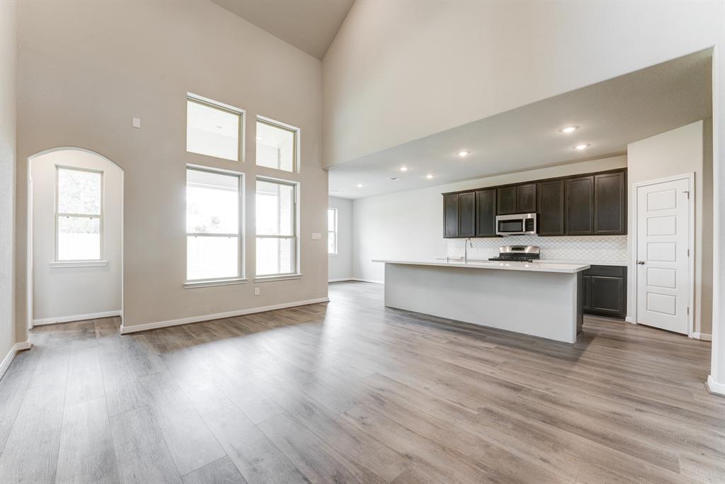 1605 2 Diamond Mountain Drive, Iowa Colony, Texas 77583, 4 Bedrooms Bedrooms, 12 Rooms Rooms,3 BathroomsBathrooms,Single-family,For Sale,Diamond Mountain,63650094