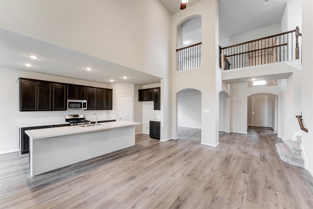 1605 2 Diamond Mountain Drive, Iowa Colony, Texas 77583, 4 Bedrooms Bedrooms, 12 Rooms Rooms,3 BathroomsBathrooms,Single-family,For Sale,Diamond Mountain,63650094