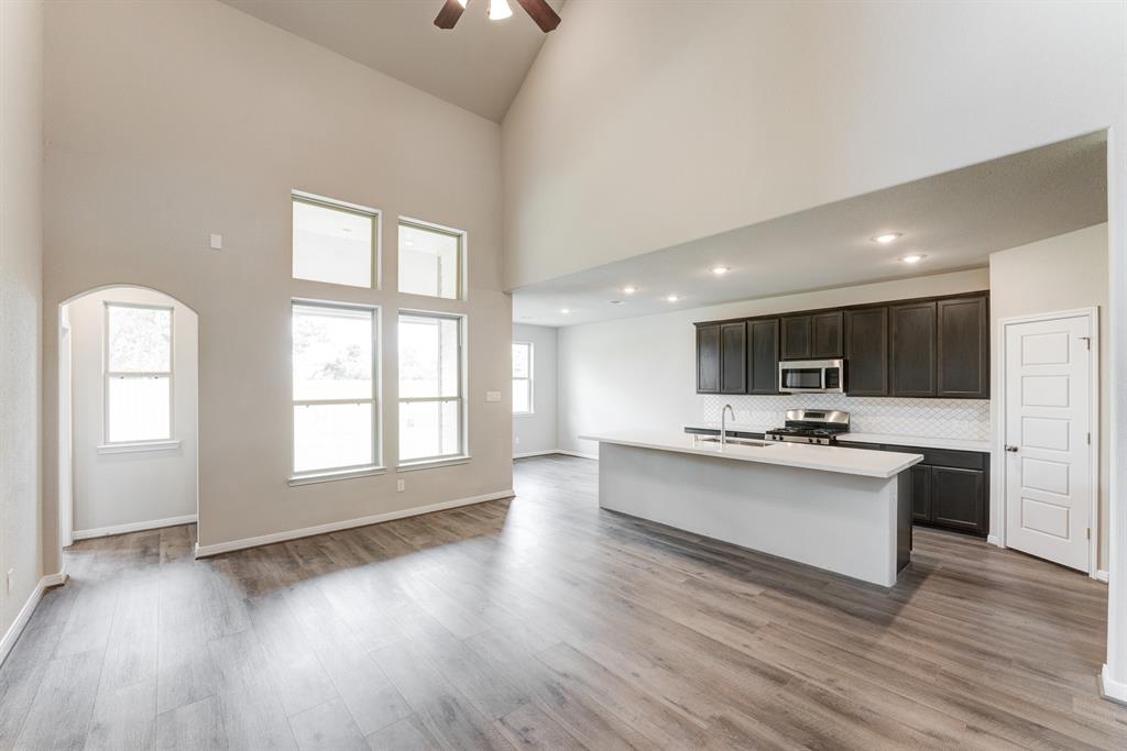 1605 2 Diamond Mountain Drive, Iowa Colony, Texas 77583, 4 Bedrooms Bedrooms, 12 Rooms Rooms,3 BathroomsBathrooms,Single-family,For Sale,Diamond Mountain,63650094