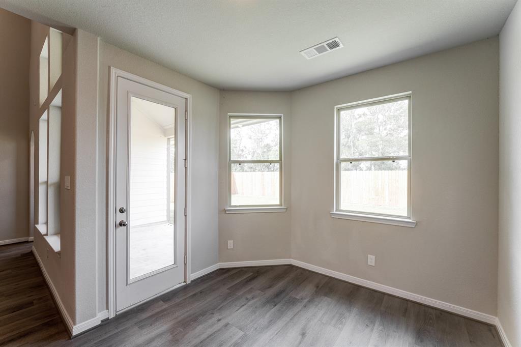 1605 2 Diamond Mountain Drive, Iowa Colony, Texas 77583, 4 Bedrooms Bedrooms, 12 Rooms Rooms,3 BathroomsBathrooms,Single-family,For Sale,Diamond Mountain,63650094