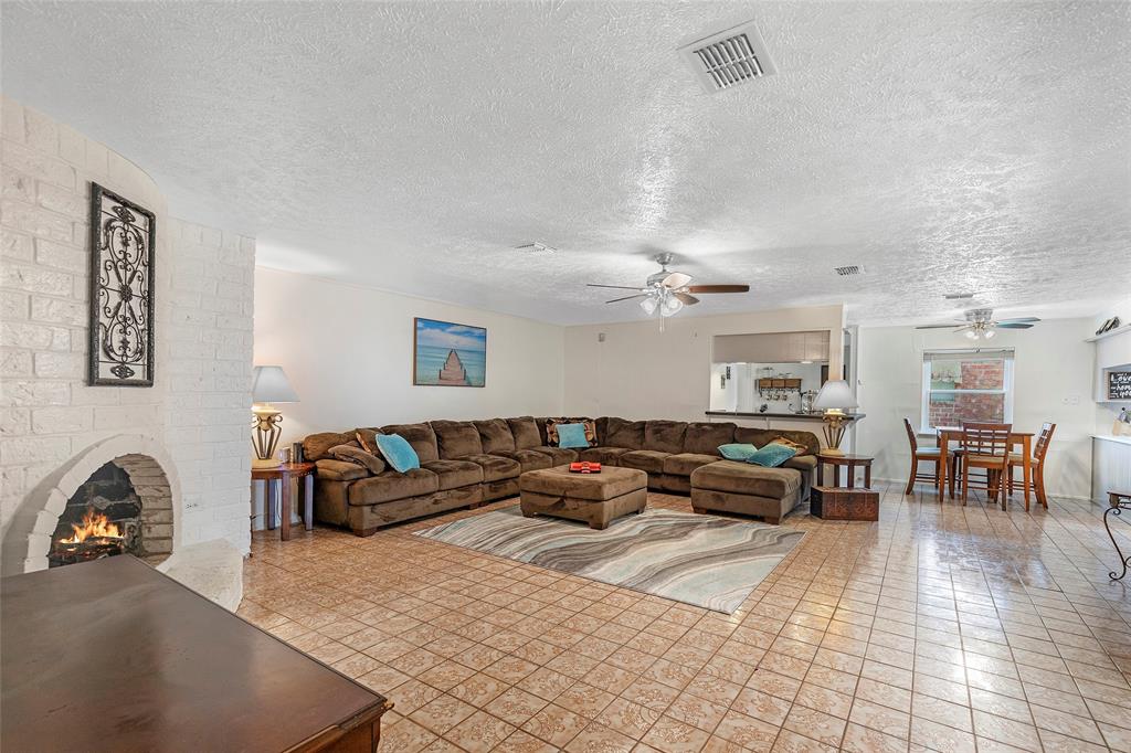 9858 Sageaspen Lane