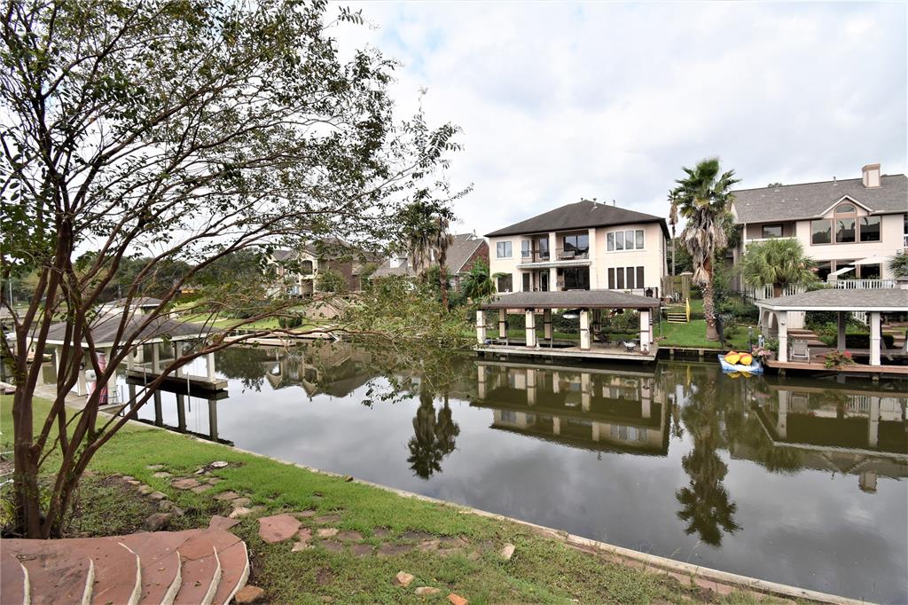 2542 2 Breaux Trace, Seabrook, Texas 77586, 4 Bedrooms Bedrooms, 4 Rooms Rooms,2 BathroomsBathrooms,Single-family,For Sale,Breaux,80762562