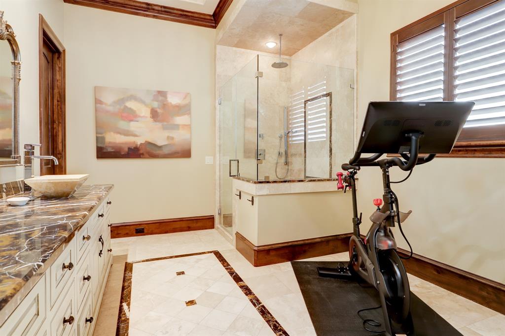 5410 2 Navarro Street, Houston, Texas 77056, 4 Bedrooms Bedrooms, 19 Rooms Rooms,4 BathroomsBathrooms,Single-family,For Sale,Navarro,78119996