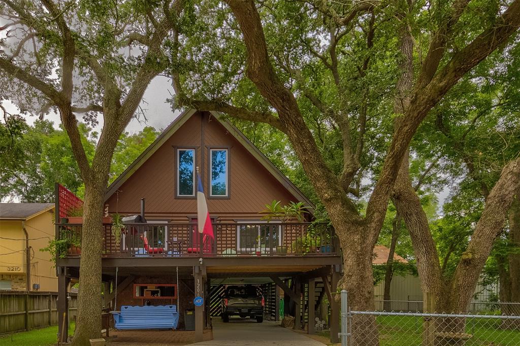 3206 Derrick ST, Bacliff, TX 77518