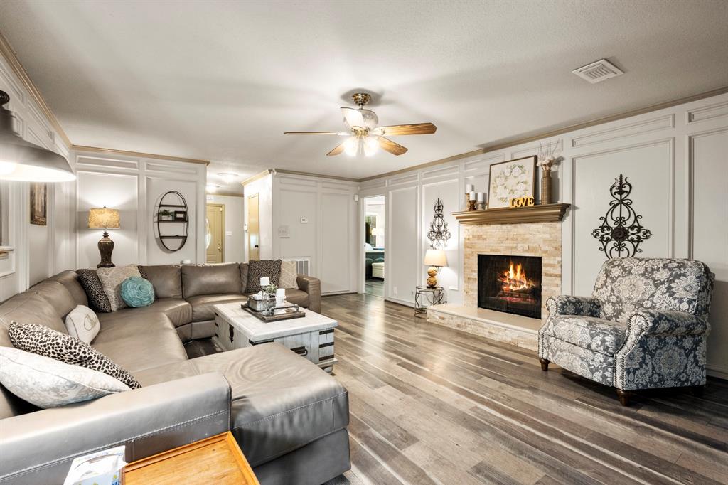 21322 2 Barcarole Drive, Spring, Texas 77388, 5 Bedrooms Bedrooms, 12 Rooms Rooms,3 BathroomsBathrooms,Single-family,For Sale,Barcarole,72907466