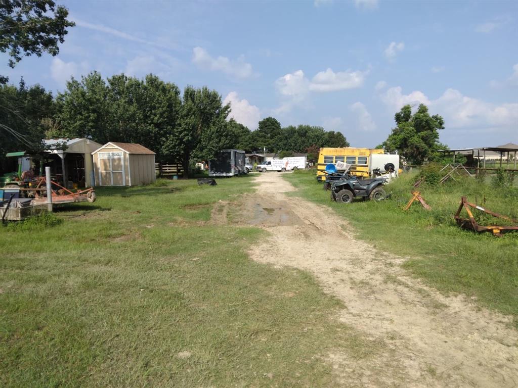 18503 1 Becker Road, Hockley, Texas 77447, 3 Bedrooms Bedrooms, 5 Rooms Rooms,2 BathroomsBathrooms,Country Homes/acreage,For Sale,Becker,54072939
