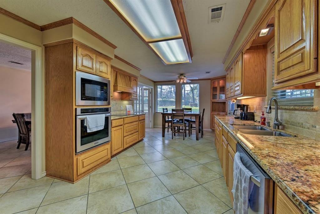 33542 2 Wright Road, Magnolia, Texas 77355, 3 Bedrooms Bedrooms, 9 Rooms Rooms,2 BathroomsBathrooms,Country Homes/acreage,For Sale,Wright,59337133
