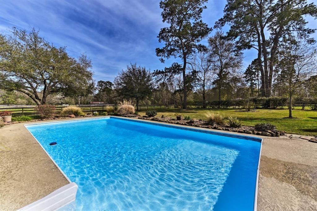 33542 2 Wright Road, Magnolia, Texas 77355, 3 Bedrooms Bedrooms, 9 Rooms Rooms,2 BathroomsBathrooms,Country Homes/acreage,For Sale,Wright,59337133