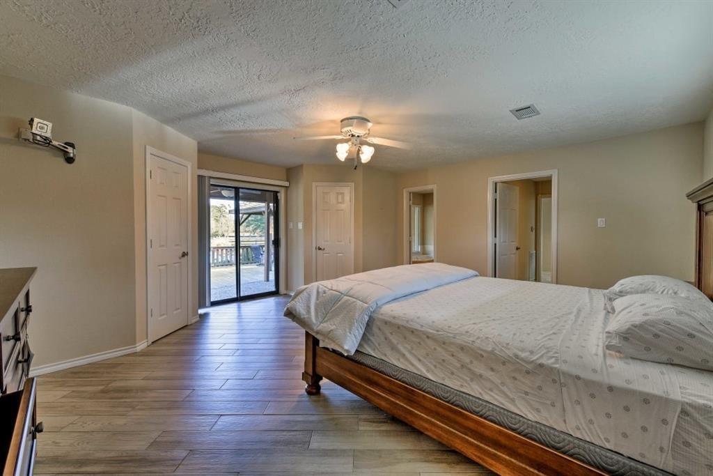 33542 2 Wright Road, Magnolia, Texas 77355, 3 Bedrooms Bedrooms, 9 Rooms Rooms,2 BathroomsBathrooms,Country Homes/acreage,For Sale,Wright,59337133