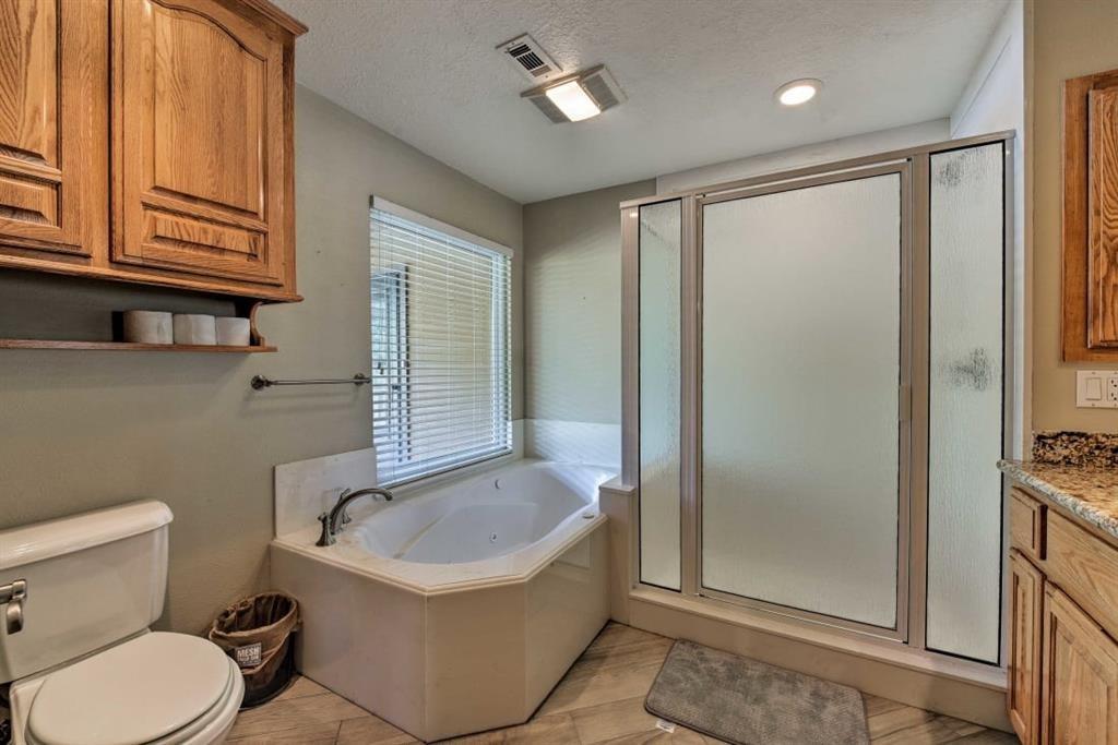 33542 2 Wright Road, Magnolia, Texas 77355, 3 Bedrooms Bedrooms, 9 Rooms Rooms,2 BathroomsBathrooms,Country Homes/acreage,For Sale,Wright,59337133