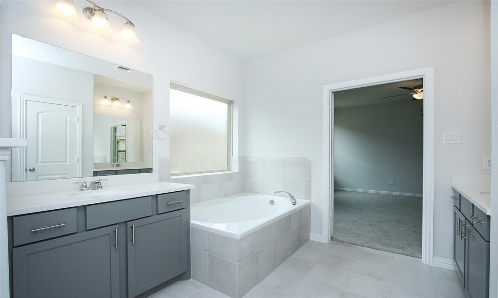7021 2 Terra Lane, Manvel, Texas 77578, 4 Bedrooms Bedrooms, 7 Rooms Rooms,3 BathroomsBathrooms,Single-family,For Sale,Terra Lane,54942319