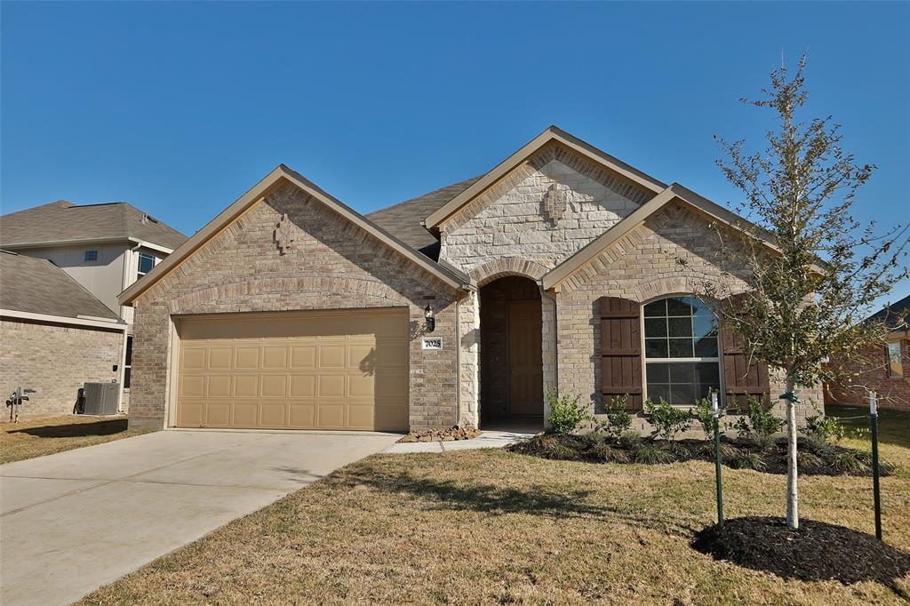 7025 1 Terra Lane, Manvel, Texas 77578, 4 Bedrooms Bedrooms, 7 Rooms Rooms,3 BathroomsBathrooms,Single-family,For Sale,Terra Lane,46110501