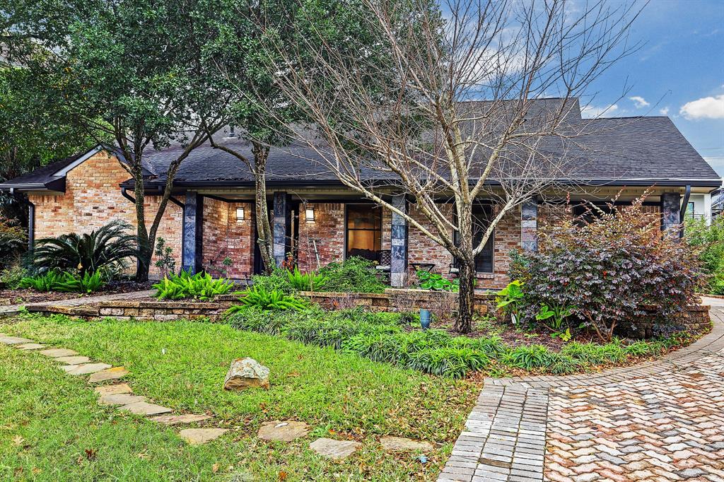 4315 2 Breakwood Drive, Houston, Texas 77096, 5 Bedrooms Bedrooms, 13 Rooms Rooms,4 BathroomsBathrooms,Single-family,For Sale,Breakwood,42247369