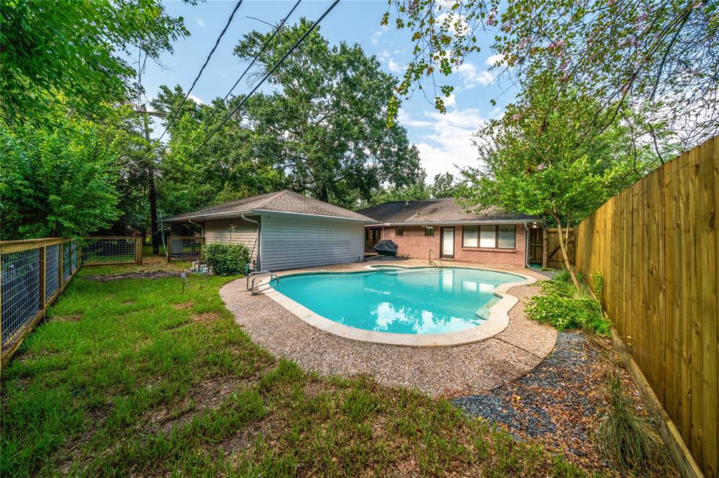 1513 1 Bracher Street, Houston, Texas 77055, 3 Bedrooms Bedrooms, 6 Rooms Rooms,2 BathroomsBathrooms,Single-family,For Sale,Bracher,56355149