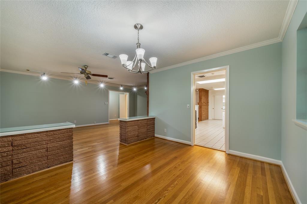 1513 1 Bracher Street, Houston, Texas 77055, 3 Bedrooms Bedrooms, 6 Rooms Rooms,2 BathroomsBathrooms,Single-family,For Sale,Bracher,56355149