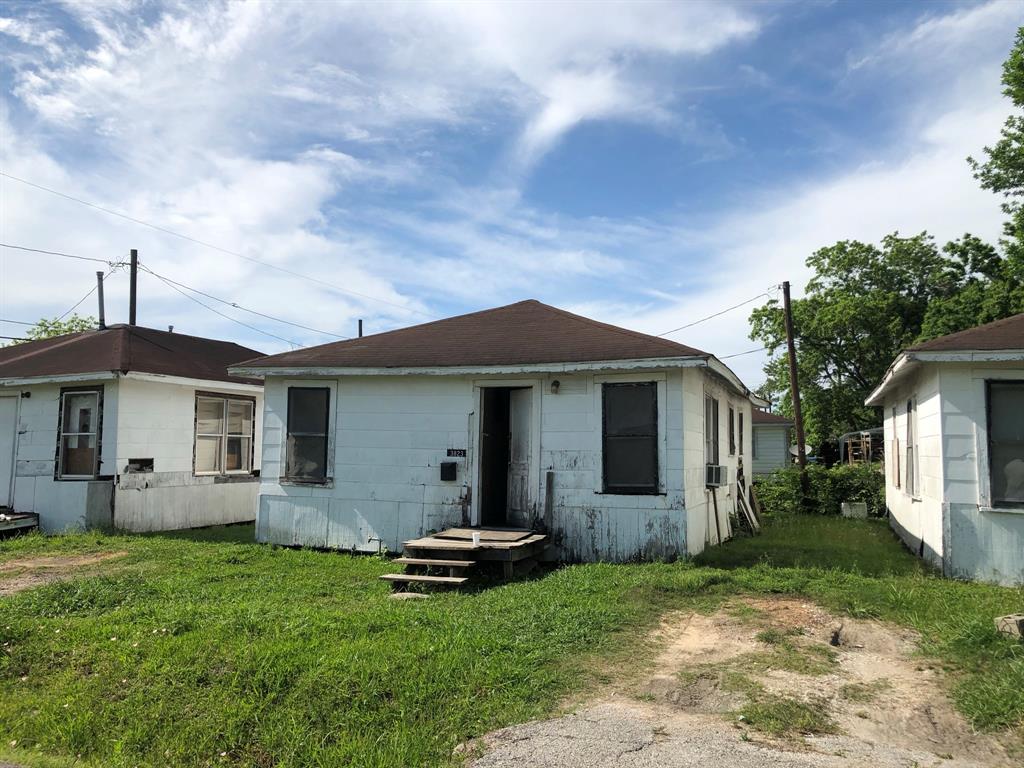 3821 Redbud Street, Houston, TX 77051