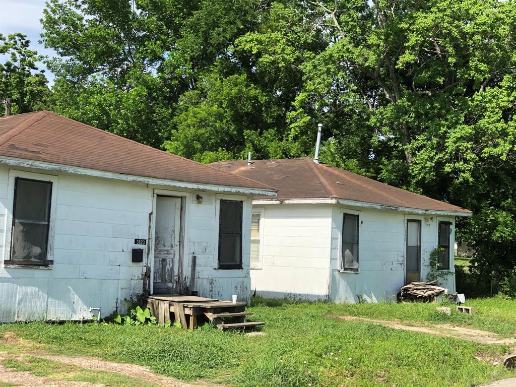 3821 Redbud Street, Houston, TX 77051