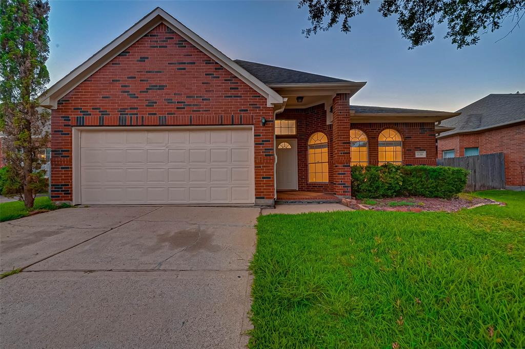 1138 Cambrian Park CT, Sugar Land, TX 77479