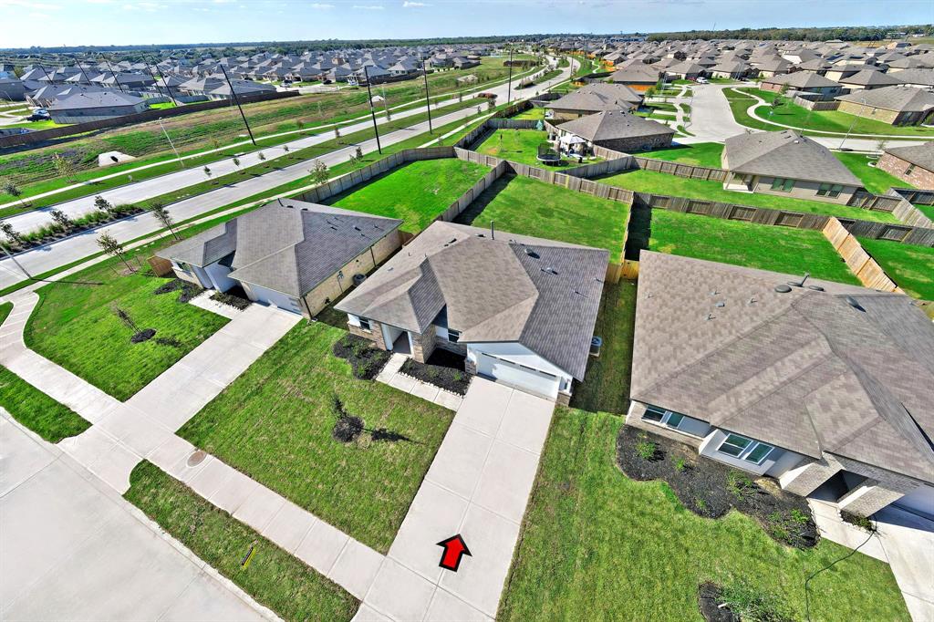 1722 1 Barrows Lane, Rosenberg, Texas 77469, 3 Bedrooms Bedrooms, 9 Rooms Rooms,2 BathroomsBathrooms,Single-family,For Sale,Barrows,6151629