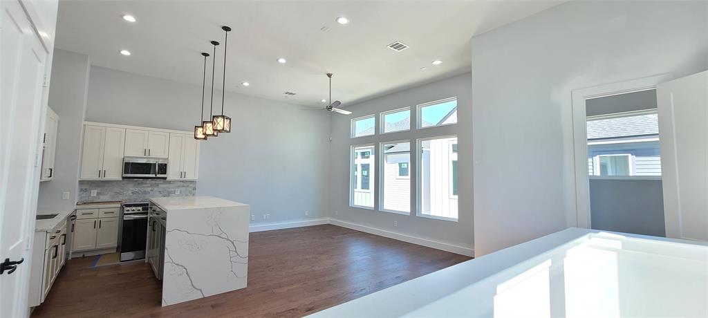 804 2 Woodcrest Drive, Houston, Texas 77018, 3 Bedrooms Bedrooms, 4 Rooms Rooms,2 BathroomsBathrooms,Single-family,For Sale,Woodcrest,57414691