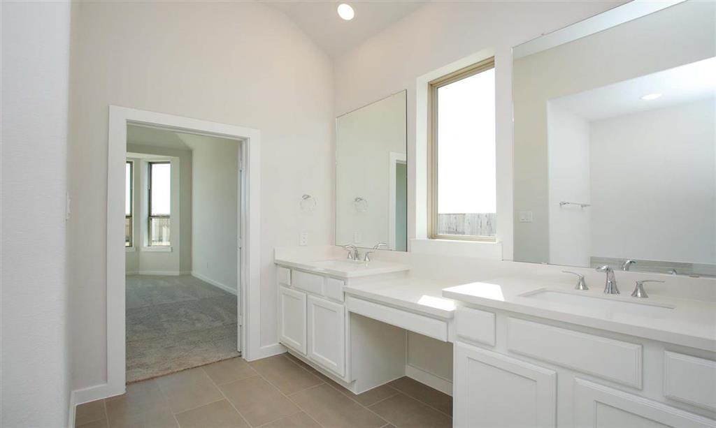 4142 1 Shackleton Court, Iowa Colony, Texas 77583, 4 Bedrooms Bedrooms, 9 Rooms Rooms,3 BathroomsBathrooms,Single-family,For Sale,Shackleton,84551446