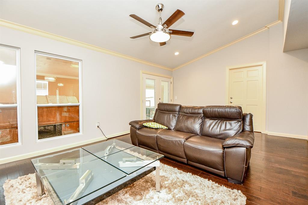 3202 2 Ann Arbor Drive, Houston, Texas 77063, 4 Bedrooms Bedrooms, 10 Rooms Rooms,2 BathroomsBathrooms,Single-family,For Sale,Ann Arbor,67460131