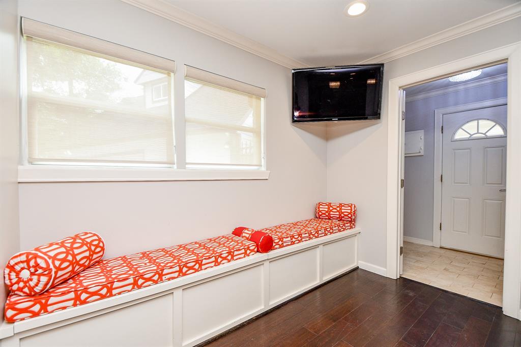 3202 2 Ann Arbor Drive, Houston, Texas 77063, 4 Bedrooms Bedrooms, 10 Rooms Rooms,2 BathroomsBathrooms,Single-family,For Sale,Ann Arbor,67460131