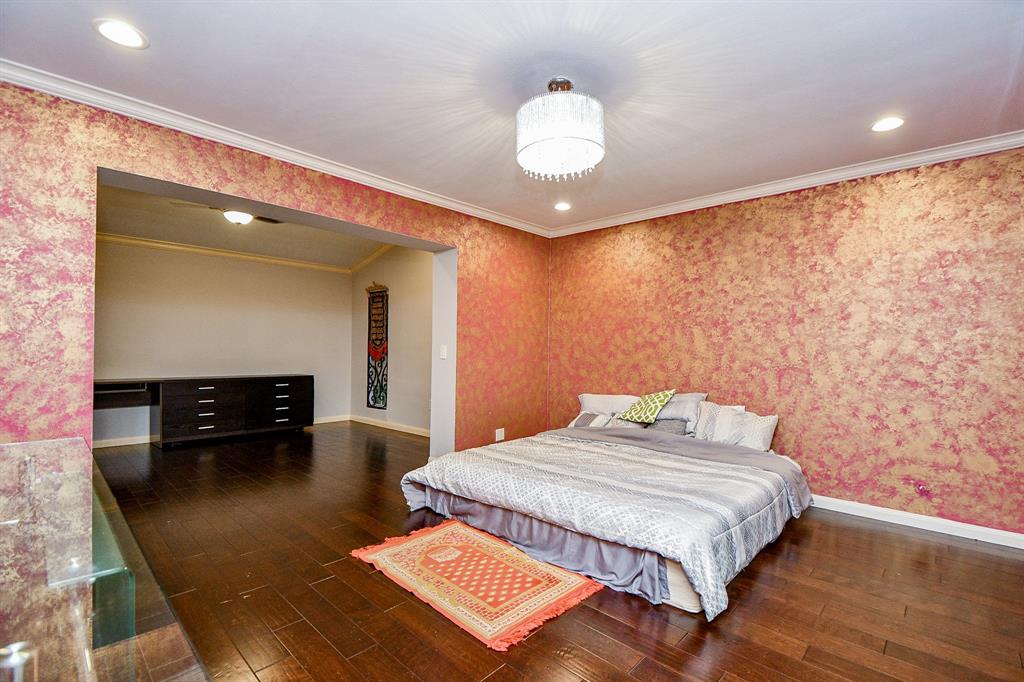 3202 2 Ann Arbor Drive, Houston, Texas 77063, 4 Bedrooms Bedrooms, 10 Rooms Rooms,2 BathroomsBathrooms,Single-family,For Sale,Ann Arbor,67460131