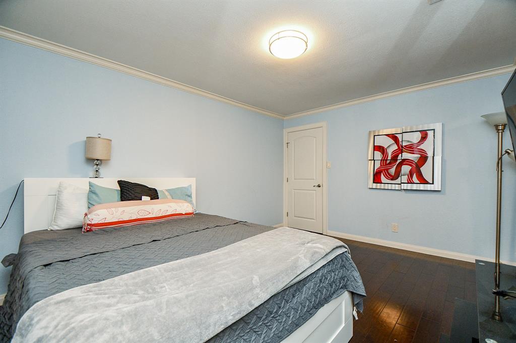 3202 2 Ann Arbor Drive, Houston, Texas 77063, 4 Bedrooms Bedrooms, 10 Rooms Rooms,2 BathroomsBathrooms,Single-family,For Sale,Ann Arbor,67460131