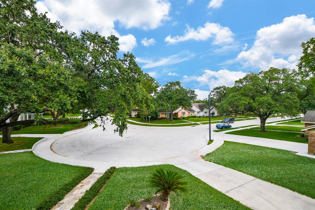 3202 2 Ann Arbor Drive, Houston, Texas 77063, 4 Bedrooms Bedrooms, 10 Rooms Rooms,2 BathroomsBathrooms,Single-family,For Sale,Ann Arbor,67460131