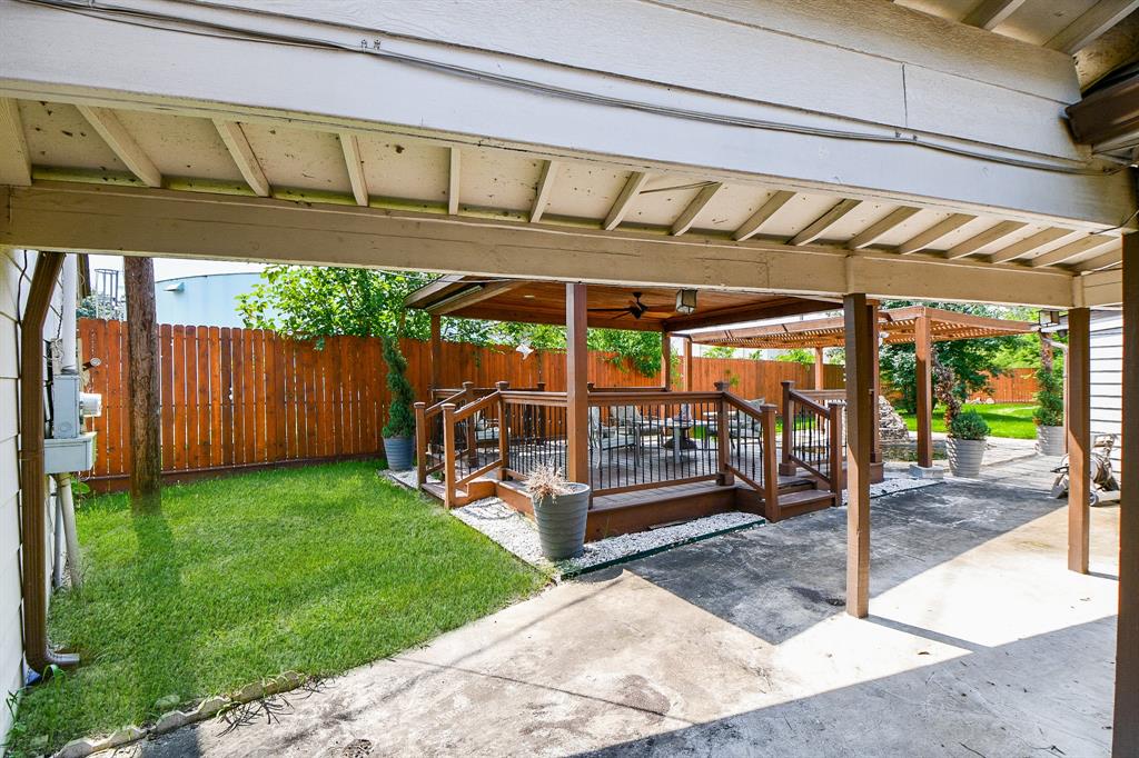 3202 2 Ann Arbor Drive, Houston, Texas 77063, 4 Bedrooms Bedrooms, 10 Rooms Rooms,2 BathroomsBathrooms,Single-family,For Sale,Ann Arbor,67460131