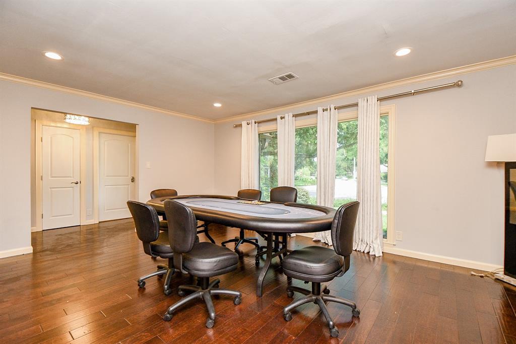 3202 2 Ann Arbor Drive, Houston, Texas 77063, 4 Bedrooms Bedrooms, 10 Rooms Rooms,2 BathroomsBathrooms,Single-family,For Sale,Ann Arbor,67460131