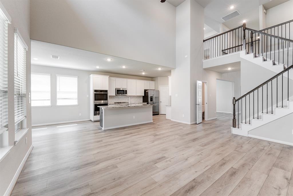 21428 2 Kings Guild Lane, Kingwood, Texas 77339, 4 Bedrooms Bedrooms, 14 Rooms Rooms,2 BathroomsBathrooms,Single-family,For Sale,Kings Guild,64580261