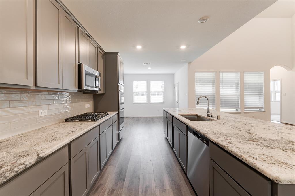 26039 2 North Kings Mill Lane, Kingwood, Texas 77339, 4 Bedrooms Bedrooms, 13 Rooms Rooms,3 BathroomsBathrooms,Single-family,For Sale,North Kings Mill,54241119